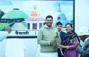 श्री लखेन्द्र कुमार रौशन, माननीय मंत्री, अनुसूचित जाति एवं अनुसूचित जनजाति कल्याण विभाग