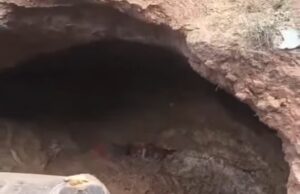 मिट्टी की खुदाई में लगी एक महिला तथा दो बालिकाओं की मिट्टी धसने से मृत्यु एवम अन्य दो महिला घायल